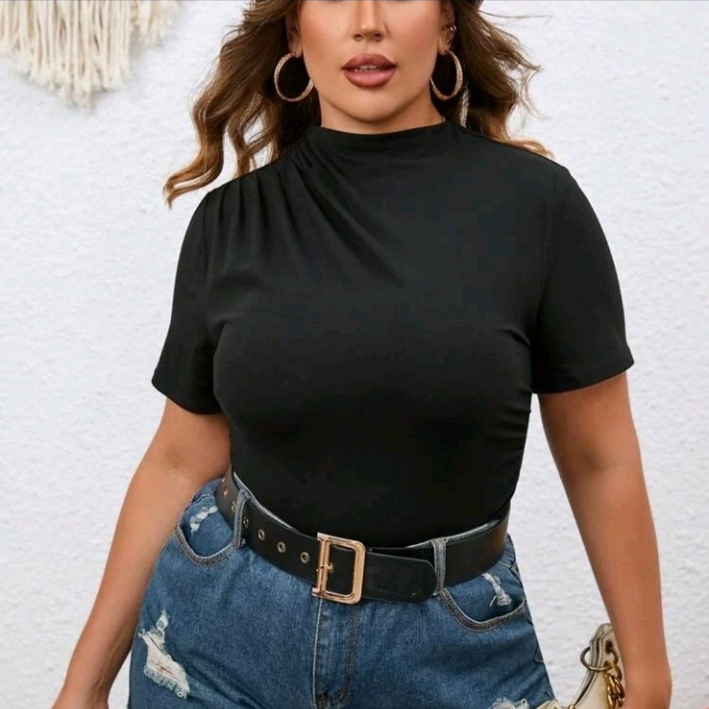 Mock Neck Ruched Tee - Picture 7 of 7